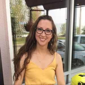 Meet your Posher, Tessa